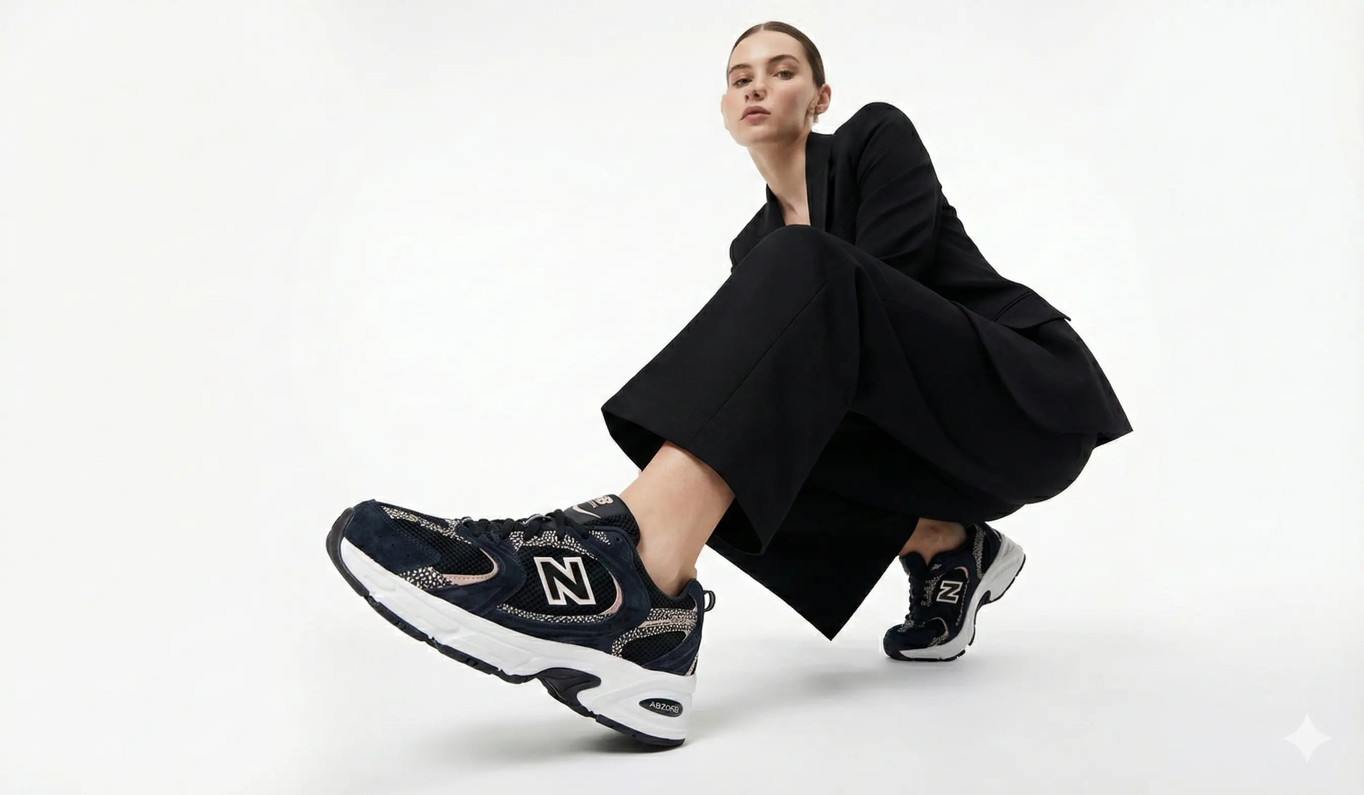 New Balance Women Sneakers New Balance