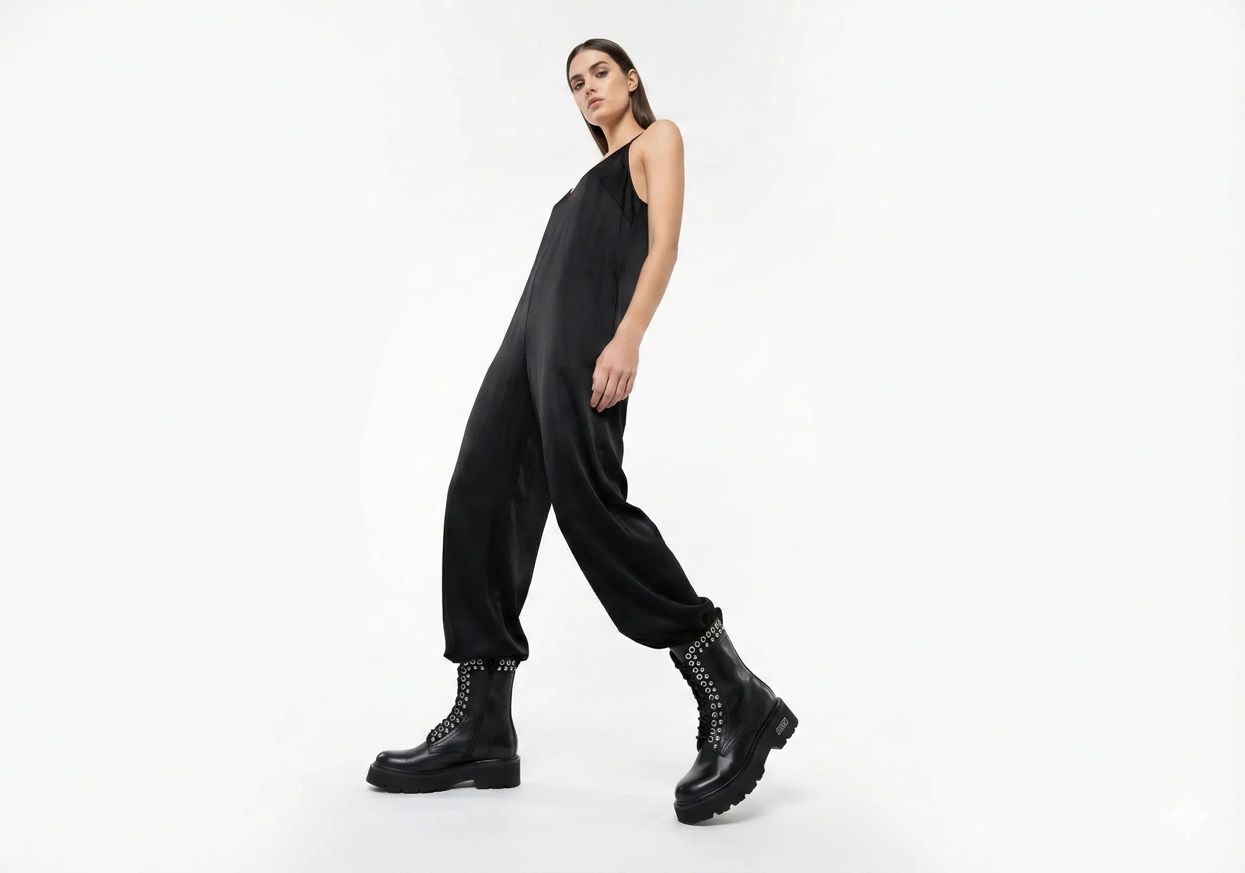 Cult Women’s Leather Ankle Boots with Buckles – Black (CLW456300)  Brand: Cult Cult